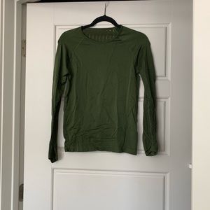 Fabletics Size Small long sleeved Top